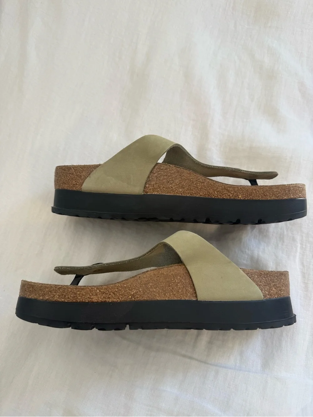 Birkenstock Papillio Gizeh Flex Platform Nubuck Leather